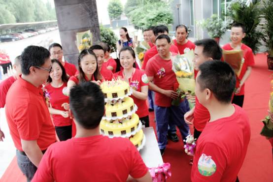 clip_image020.jpg 生日会.jpg